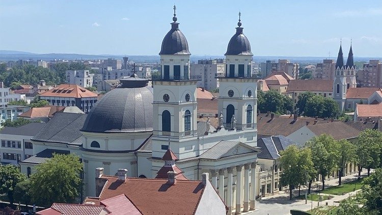 A szatmárnémeti római katolikus székesegyház a város szívében