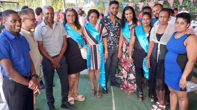 A equipa organizadora do evento em Apr&iacute;lia