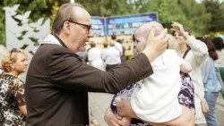 Bischof Hermann Glettler von Innsbruck zu Besuch in der Ukraine 