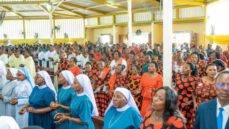 Ibada kwa Damu Azizi ya kristo Yesu ni mto wa rehema, shule ya utakatifu na haki