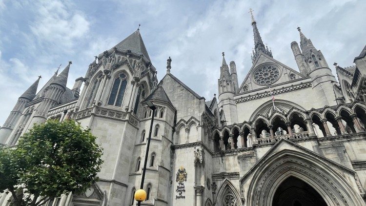 L'Alta Corte di Giustizia di Londra - The Royal Court of Justice in London