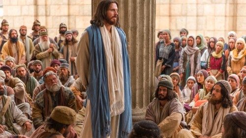 படிப்பினைகள் வழங்கும் இயேசு 