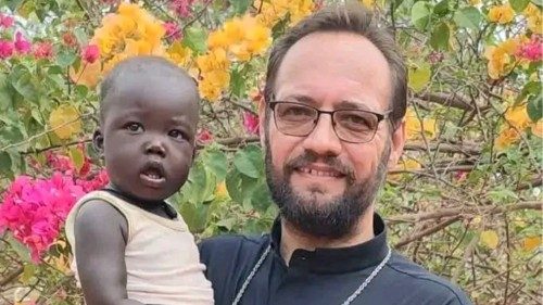 Südsudan: Bischof Carlassare fordert Friedenserziehung