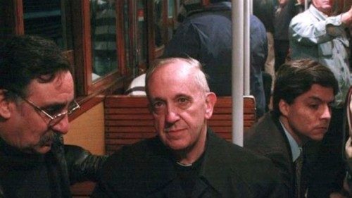2024.05.02 Jorge Mario Bergoglio, Papa Francesco in Autobus a Buenos Aires
