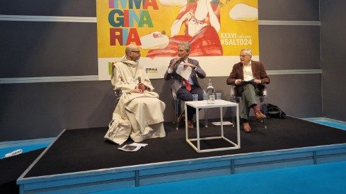 "Due uomini di pace", al Salone del Libro omaggio a La Pira e Bettazzi