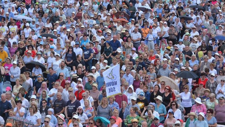 Jasna Góra, czuwanie przed Pięćdziesiątnicą