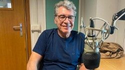 O ator brasileiro Paulo Betti, neto de italianos, em entrevista a Silvonei José na Rádio Vaticano