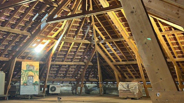 La charpente restaurée de l'école du patriarcat orthodoxe de Beyrouth