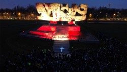 Молитва в Майданеку