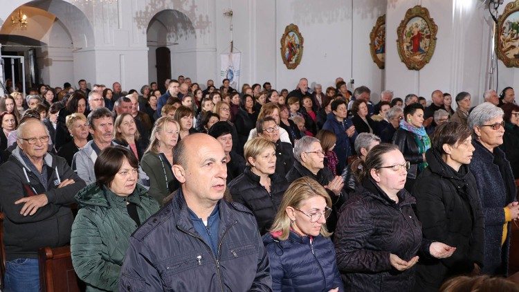 2024.03.25 Croazia. Croazia. I fedeli in occasione del 'Venerdì doloroso' a Jasenovac (Foto: Marijan Pavelić)
