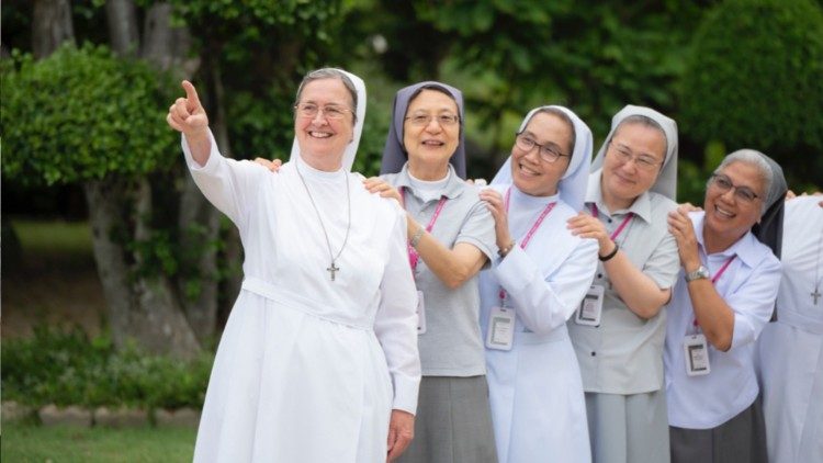 Mother Chiara Cazzuola (first on the left) with her Salesian Sisters