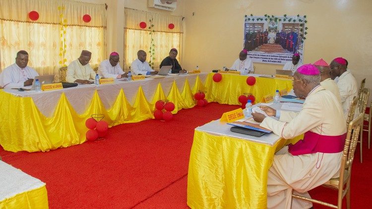 La Conférence épiscopale du Bénin (CEB), au cours de la session plénière.