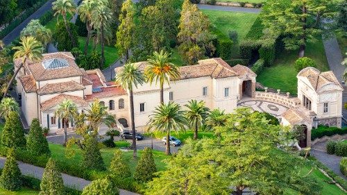 Il cardinale Parolin: "Abbiamo bisogno di uno sguardo nuovo per un mondo nuovo"