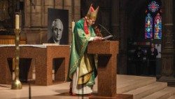 Kardinolas K. Kochas vadovauja kun. M. J. Metzgerio beatifikacijos apeigoms (ebfr.de)