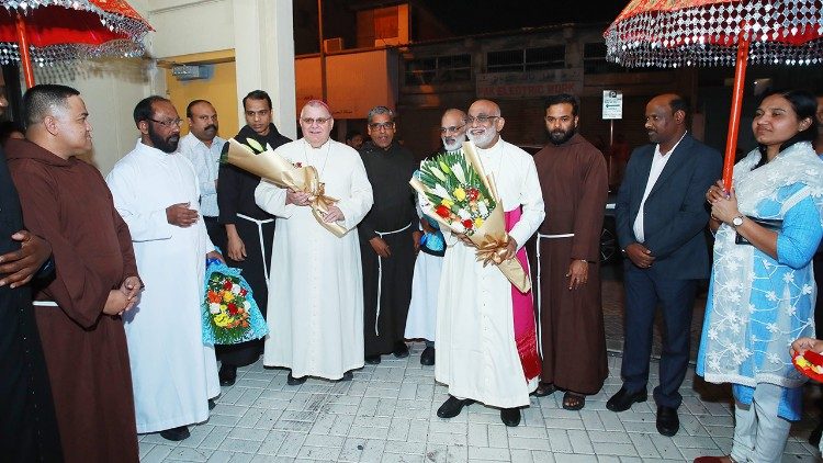 Archbishop Thattil in Bahrain