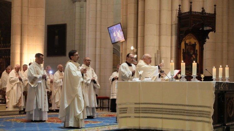 Santa misa en memoria de las víctimas de la DANA en el ámbito de la 126ª Asamblea Plenaria de la Conferencia Episcopal Española. (@Archidiócesis de Valencia)