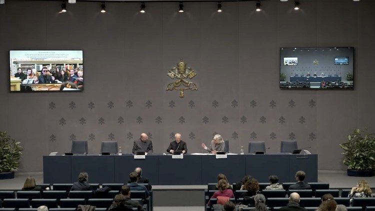 La conferenza stampa della Biblioteca Vaticana