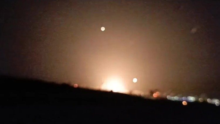 Gdyby państwom przyznać prawo do „wojny prewencyjnej” według własnych kryteriów i bez ponadnarodowych ram prawnych, cały świat mógłby stanąć w ogniu. - mówi kard. Parolin