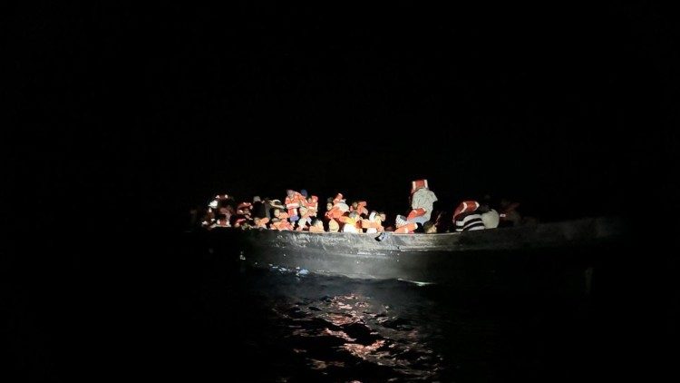 I 58 migranti salvati dalla Mare Jonio