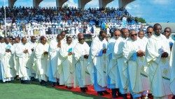 Kanisa la Tanzania linashangilia kumpata Askofu Msaizidi wa jimbo la Tabora.