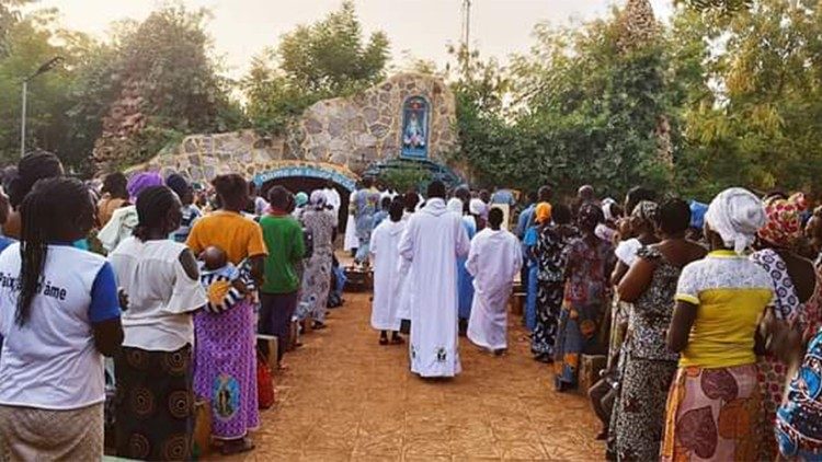 Dans le diocèse de Fada N'gourma, crédit photo : père Bilimpo Etienne Tandamba