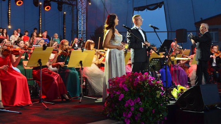 Rocznica beatyfikacji bł. Rodziny Ulm&oacute;w w Markowej (fot. Emilia Pastyrzak)