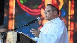 Kard. Grzegorz Ryś podczas homilii w Casa Polonia