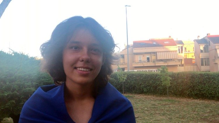 Tanya, 17 años, originaria de Járkov.