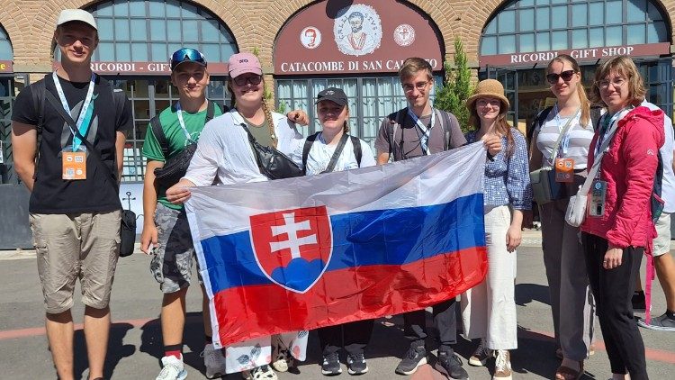 Slovenskí pútnici v Ríme na Jubileu mladých