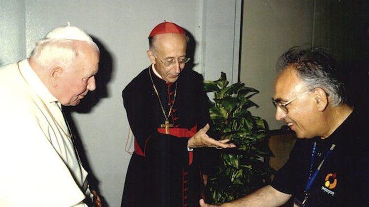 Jan Paweł II, kard. Camillo Ruini i Marcello Bedeschi, 2000 (archiwum Marcello Bedeschiego)