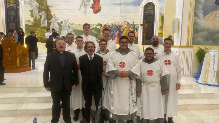 Monsenhor Marcos Pavan, regente da Capela Sistina, em Toledo – PR