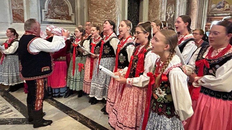 (ks. Paweł Rytel-Andrianik)