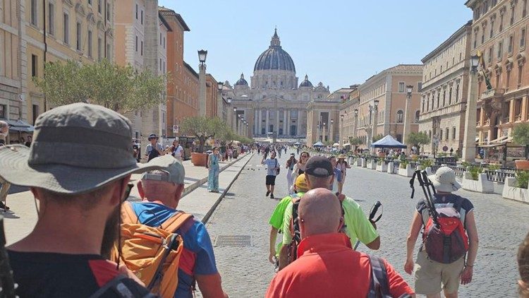 La llegada a la Puerta Santa del Vaticano