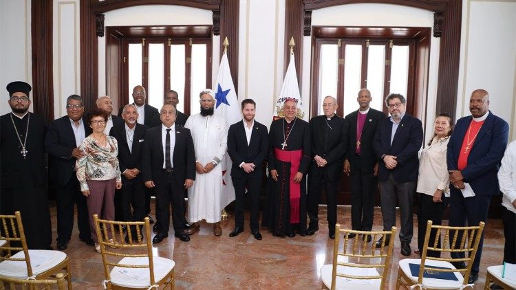 Otro momento del encuentro ecuménico