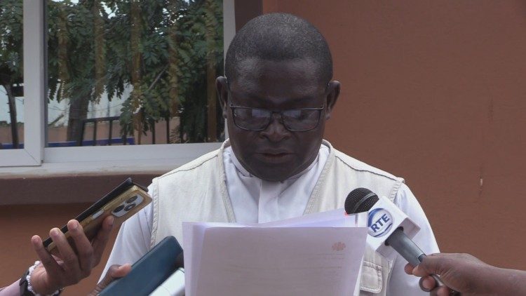 Padre Evaristo Jaime Murreriua, director diocesano da Caritas