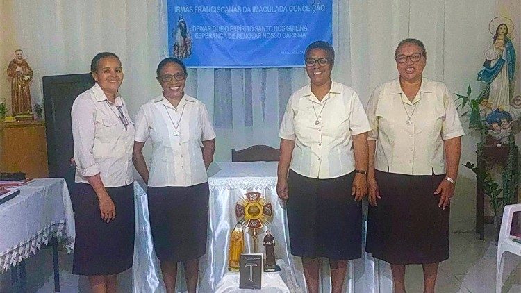 As quatro conselheiras eleitas. 