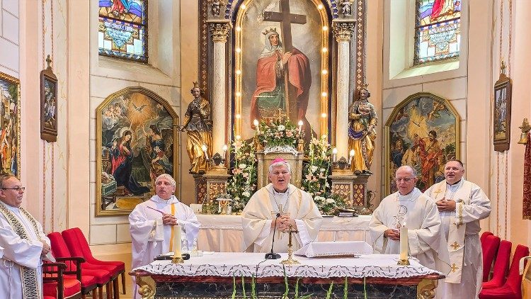 Biskup Vlado Košić na blagdan sv. Jelene Križarice u Vrtlinskoj