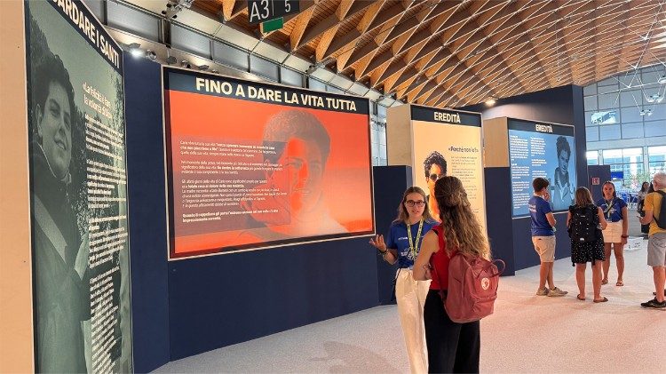 Mkutano wa watu huko Rimini