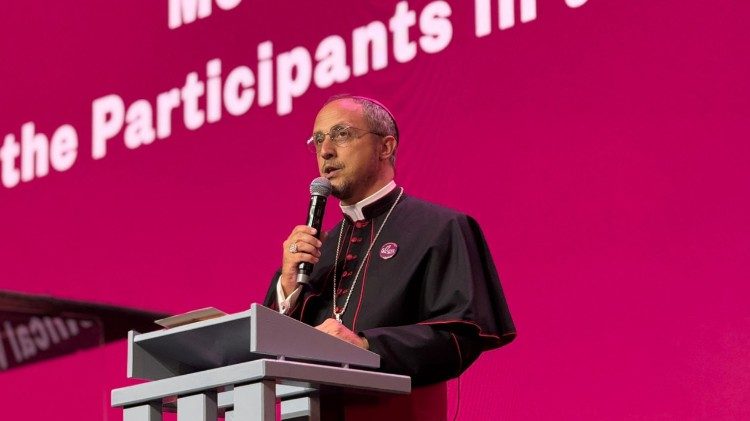 Arzobispo Flavio Pace, secretario del Dicasterio para la Promoción de la Unidad de los Cristianos