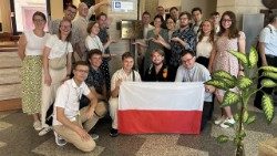 Uczestnicy rekolekcji trzeciego stopnia z diecezji warszawsko-praskiej w siedzibie Vatican News