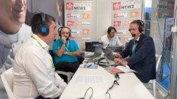 2025.08.26 Davide Prosperi, presidente Fraternità di Comunione e Liberazione, al Meeting di Rimini intervistato dai media vaticani.