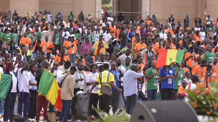 Les milliers de jeunes réunis à Yamoussoukro, en Côte d'Ivoire, pour la 6e édition des Journées nationales de la jeunesse.