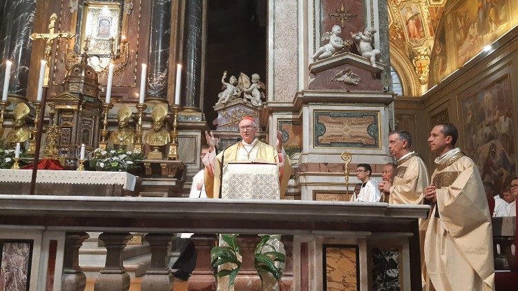 El cardenal Parolin en la basílica de San Agustín, en Roma, para la misa en memoria litúrgica de Santa Mónica