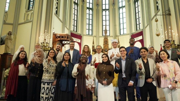 During the tour in Jakarta, the students participated in advanced dialogue workshops and hands-on training to refine their skills in cultivating interreligious and intercultural dialogue.