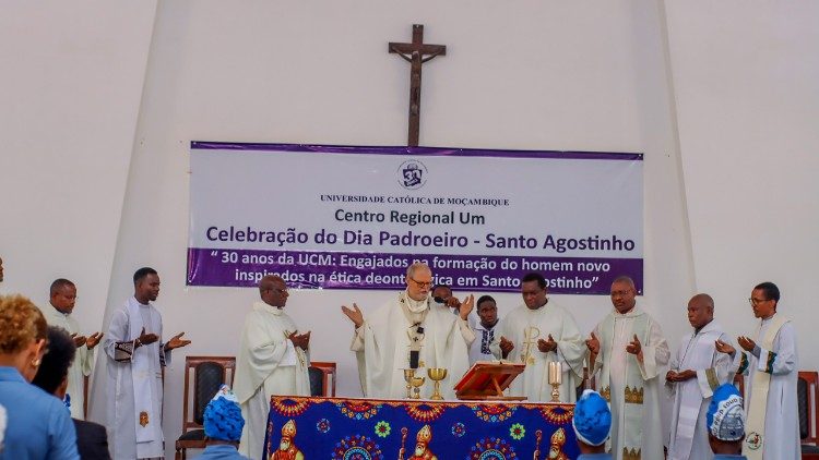 2025.08.31 Mocambique - Universidade Católica comemora Santo Agostinho, seu padroeiro