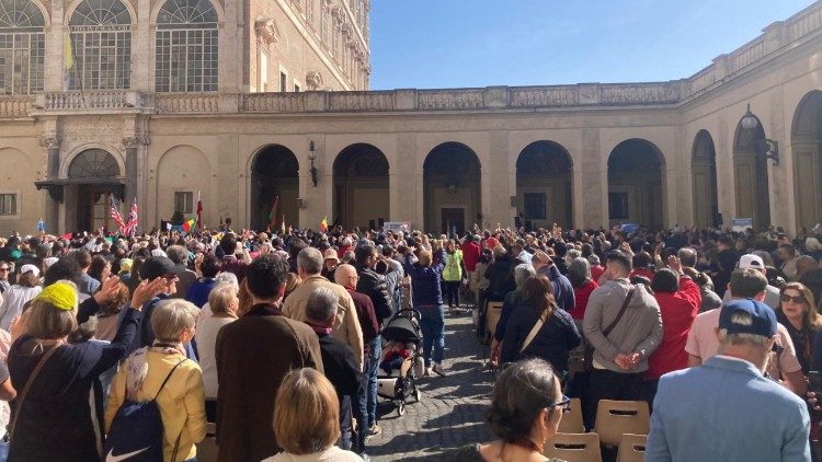 Papa Francisko anawataka Charis kuwa ni vyombo vya amani na upatanisho