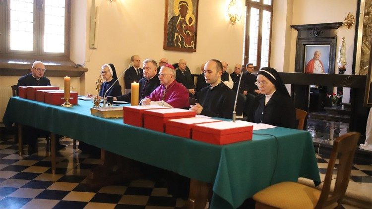 Zakończenie diecezjalnego etapu procesu beatyfikacyjnego sł. Bożego ks. Józefa Kurzei