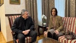 Vrhbosanski nadbiskup mons. Tomo Vukšić i veleposlanica Kraljevine Španjolske Maria Molina Alvarez de Toledo 