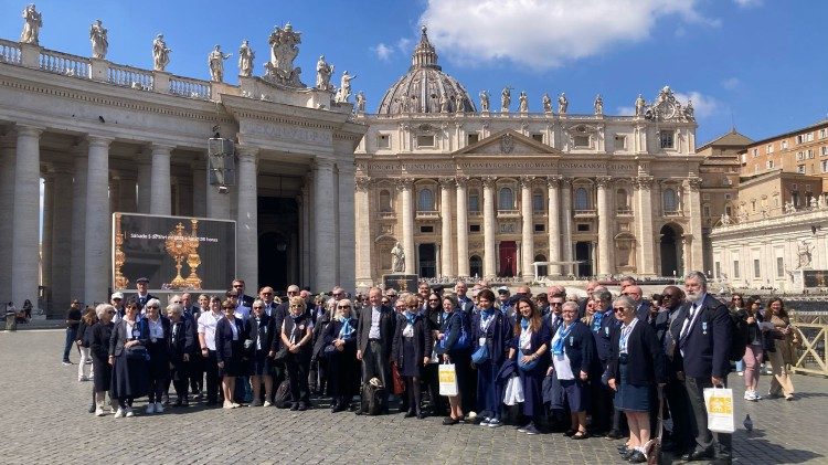 Le groupe de pèlerins de l'hospitalité Notre-Dame-de-Lourdes. 