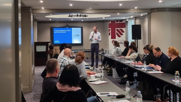 Sudionici edukacijskog susreta u sklopu EU projekta o savjetovanju o dobrovoljnom povratku i reintegraciji migranata